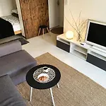 Whitebeeapartament